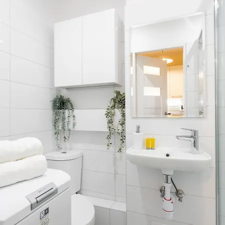 Raspberry Studio Praga Poludnie Apartment