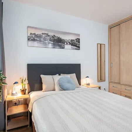 Raspberry Studio Praga Poludnie Apartment Warsaw